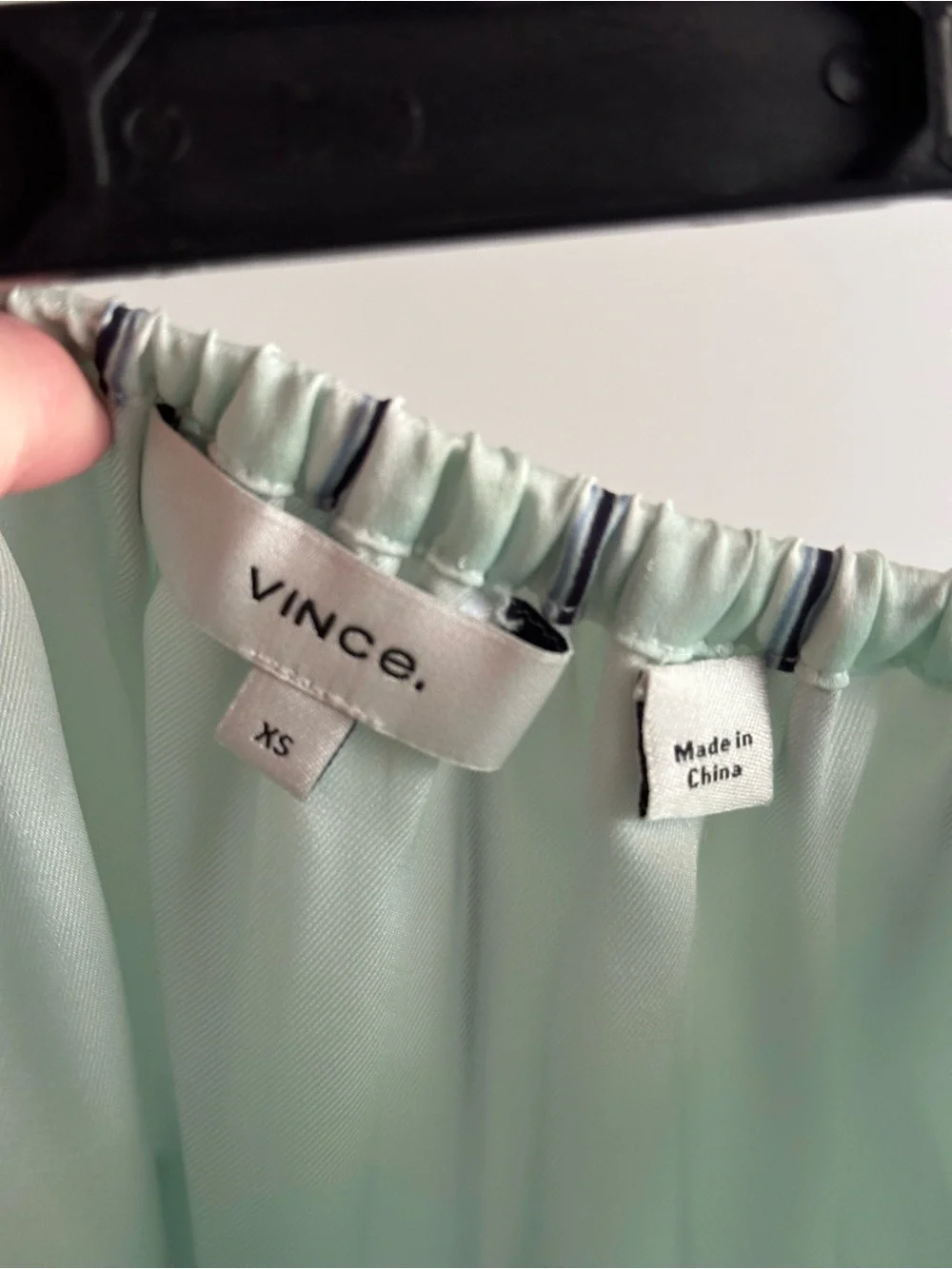 Vince mint green